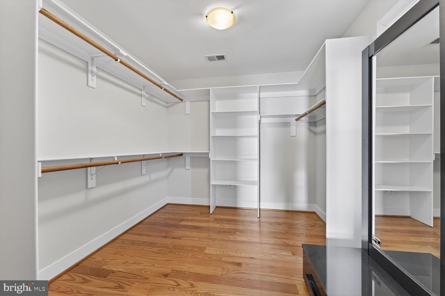 7405 STORM CT, FALLS CHURCH, Virginia 22043, 5 Bedrooms Bedrooms, ,5 BathroomsBathrooms,Residential,For sale,7405 STORM CT,VAFX2293208 MLS # VAFX2293208