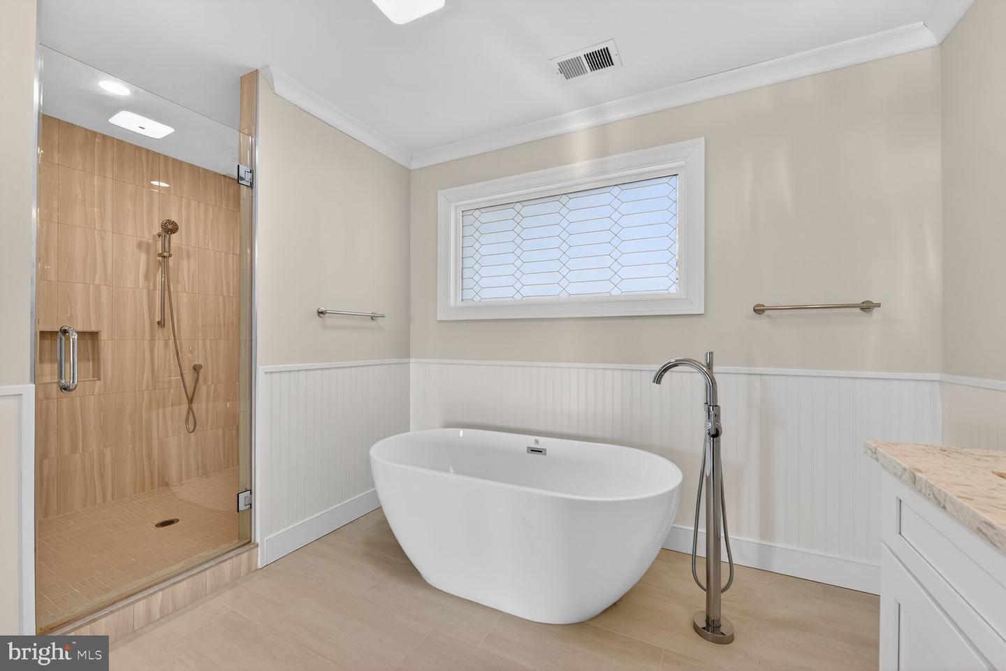 7405 STORM CT, FALLS CHURCH, Virginia 22043, 5 Bedrooms Bedrooms, ,5 BathroomsBathrooms,Residential,For sale,7405 STORM CT,VAFX2293208 MLS # VAFX2293208