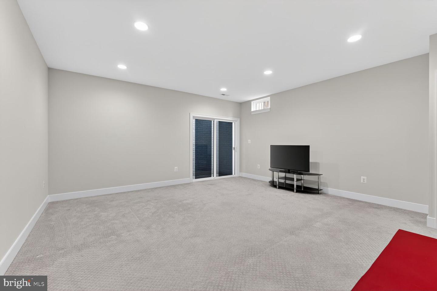 7405 STORM CT, FALLS CHURCH, Virginia 22043, 5 Bedrooms Bedrooms, ,5 BathroomsBathrooms,Residential,For sale,7405 STORM CT,VAFX2293208 MLS # VAFX2293208