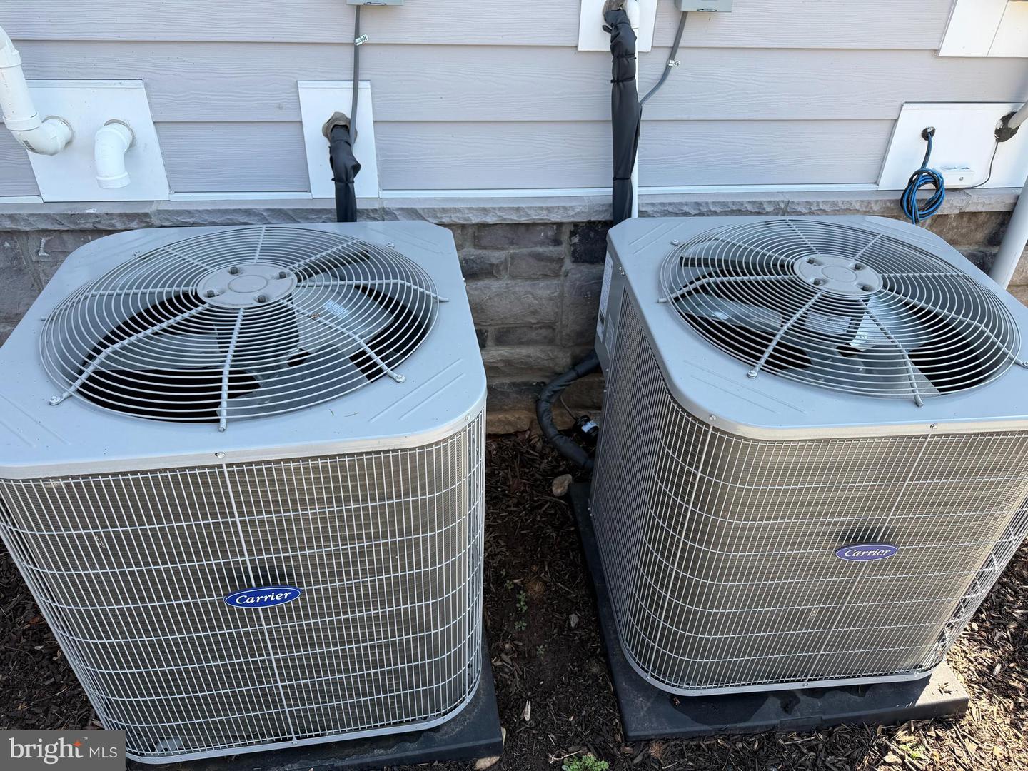 7405 STORM CT, FALLS CHURCH, Virginia 22043, 5 Bedrooms Bedrooms, ,5 BathroomsBathrooms,Residential,For sale,7405 STORM CT,VAFX2293208 MLS # VAFX2293208