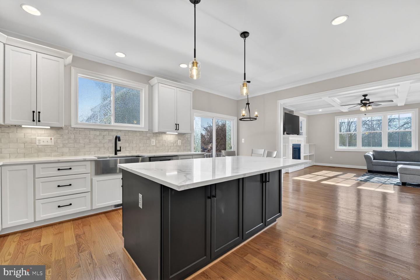 7405 STORM CT, FALLS CHURCH, Virginia 22043, 5 Bedrooms Bedrooms, ,5 BathroomsBathrooms,Residential,For sale,7405 STORM CT,VAFX2293208 MLS # VAFX2293208