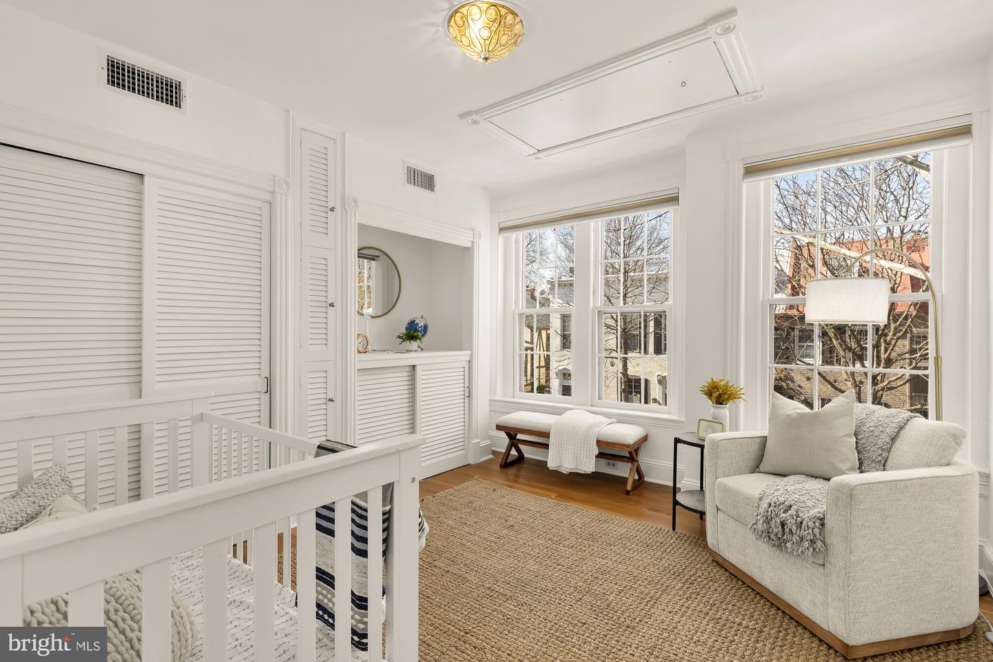 1561 33RD ST NW, WASHINGTON, District Of Columbia 20007, 3 Bedrooms Bedrooms, ,3 BathroomsBathrooms,Residential,For sale,1561 33RD ST NW,DCDC2248022 MLS # DCDC2248022