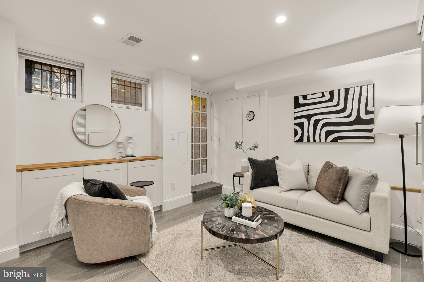 1561 33RD ST NW, WASHINGTON, District Of Columbia 20007, 3 Bedrooms Bedrooms, ,3 BathroomsBathrooms,Residential,For sale,1561 33RD ST NW,DCDC2248022 MLS # DCDC2248022