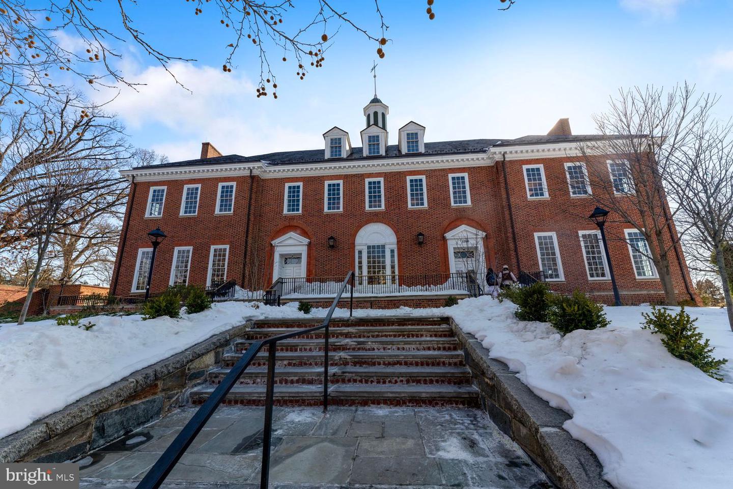 1561 33RD ST NW, WASHINGTON, District Of Columbia 20007, 3 Bedrooms Bedrooms, ,3 BathroomsBathrooms,Residential,For sale,1561 33RD ST NW,DCDC2248022 MLS # DCDC2248022