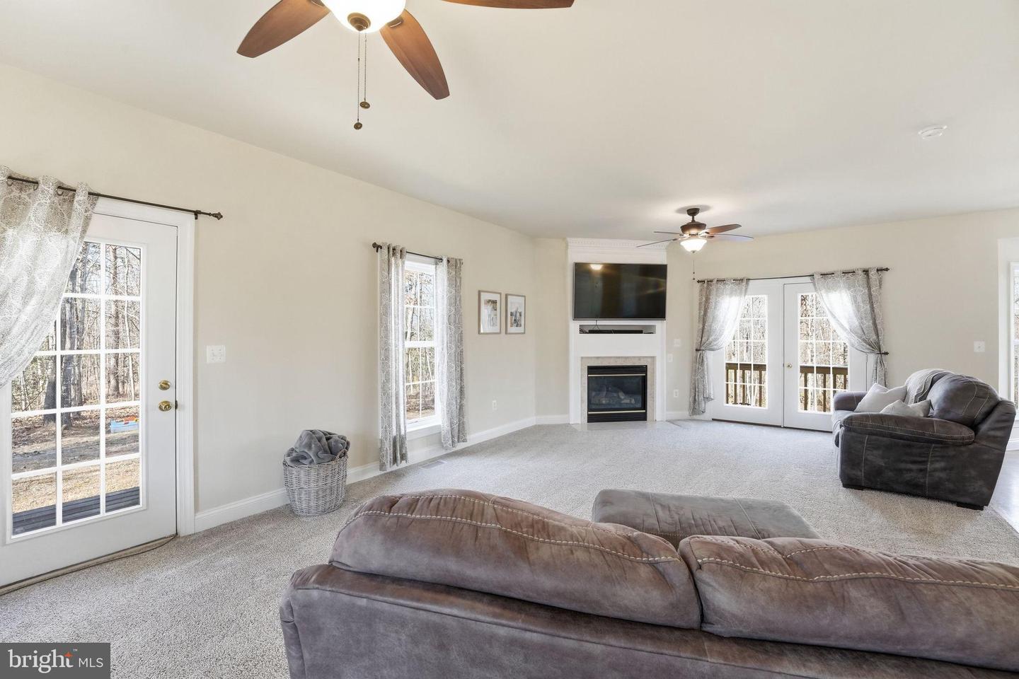 2171 TOWLES RD, MIDLAND, Virginia 22728, 4 Bedrooms Bedrooms, 13 Rooms Rooms,2 BathroomsBathrooms,Residential,For sale,2171 TOWLES RD,VAFQ2020756 MLS # VAFQ2020756