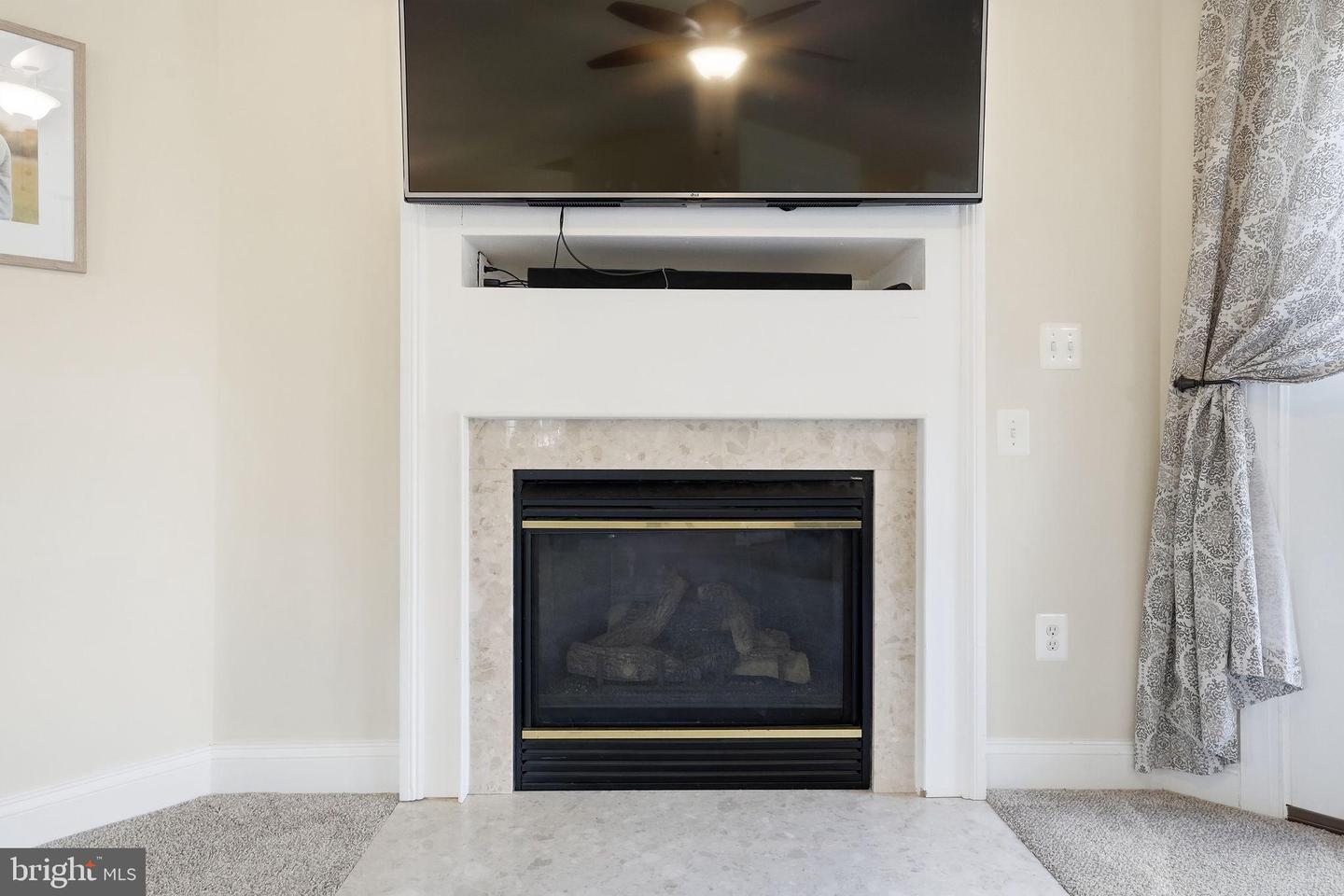 2171 TOWLES RD, MIDLAND, Virginia 22728, 4 Bedrooms Bedrooms, 13 Rooms Rooms,2 BathroomsBathrooms,Residential,For sale,2171 TOWLES RD,VAFQ2020756 MLS # VAFQ2020756