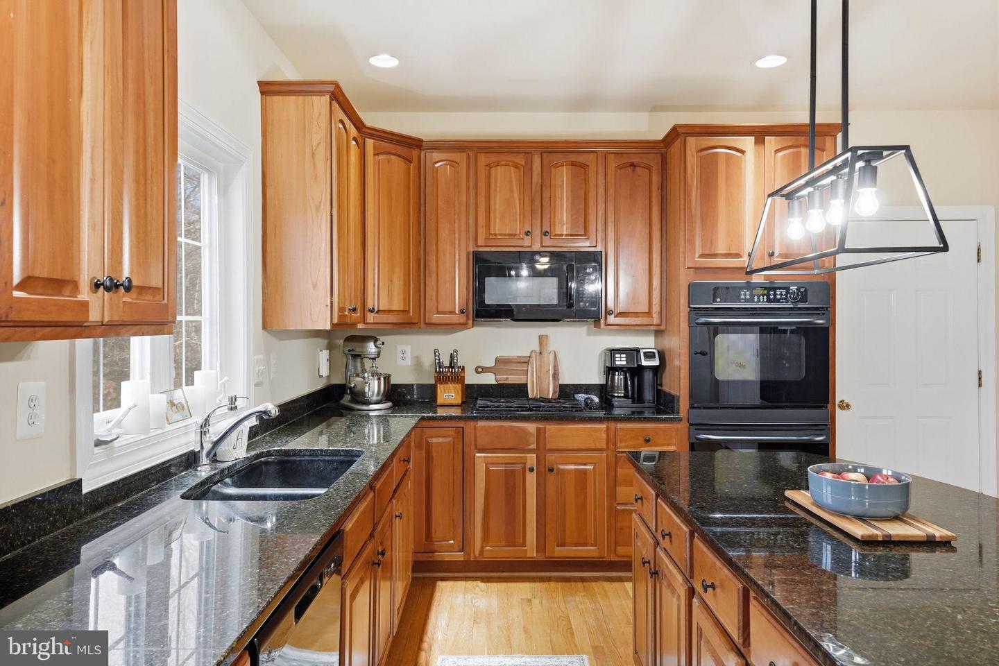 2171 TOWLES RD, MIDLAND, Virginia 22728, 4 Bedrooms Bedrooms, 13 Rooms Rooms,2 BathroomsBathrooms,Residential,For sale,2171 TOWLES RD,VAFQ2020756 MLS # VAFQ2020756