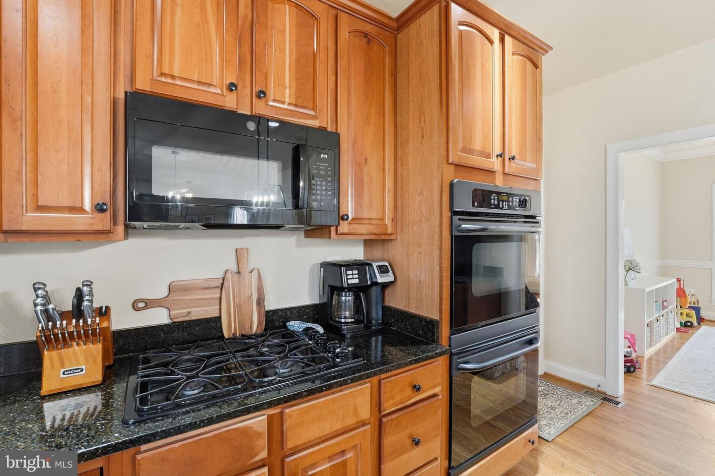 2171 TOWLES RD, MIDLAND, Virginia 22728, 4 Bedrooms Bedrooms, 13 Rooms Rooms,2 BathroomsBathrooms,Residential,For sale,2171 TOWLES RD,VAFQ2020756 MLS # VAFQ2020756