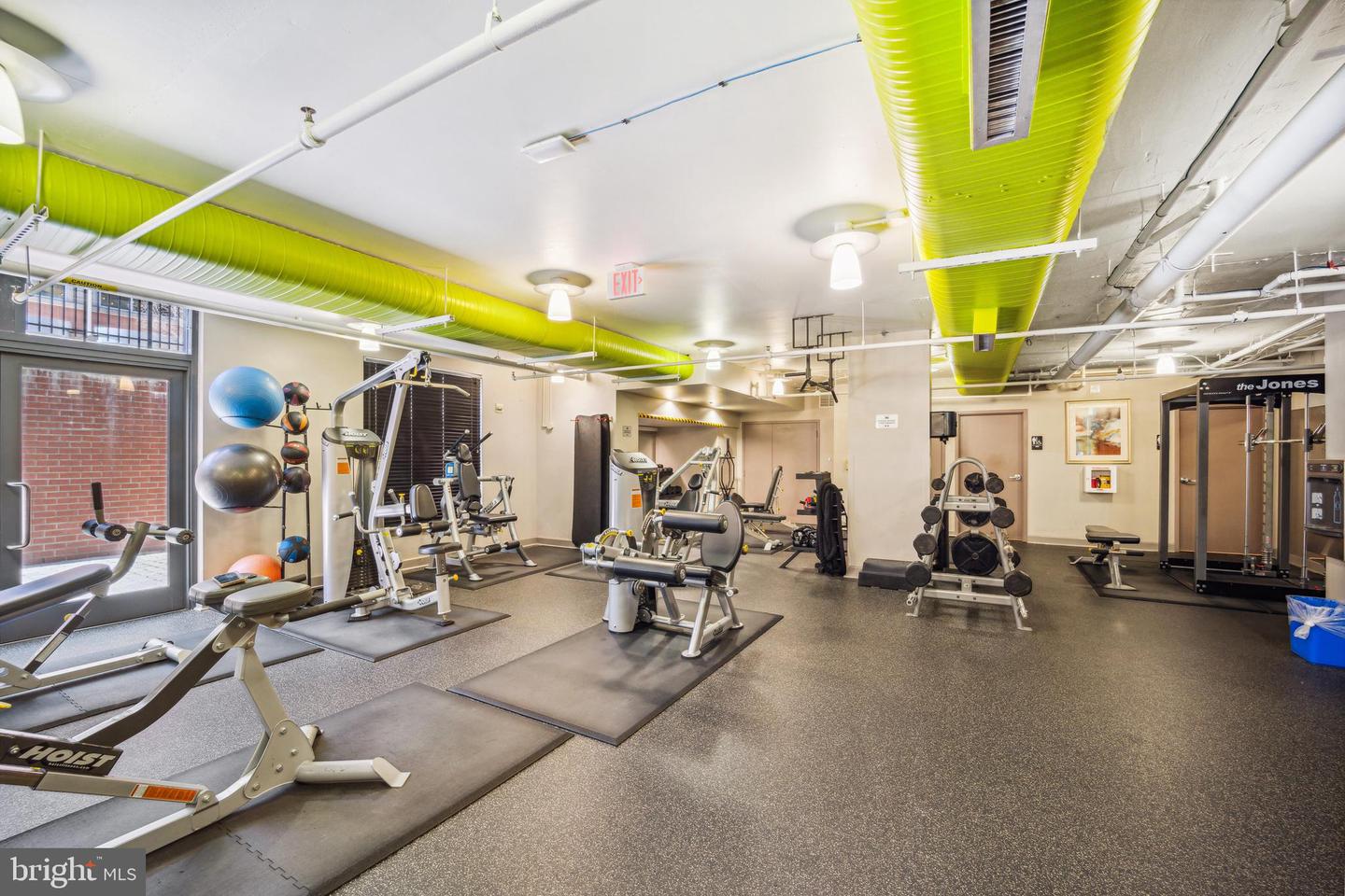 1021 N GARFIELD ST #404, ARLINGTON, Virginia 22201, 1 Bedroom Bedrooms, ,1 BathroomBathrooms,Residential,For sale,1021 N GARFIELD ST #404,VAAR2069384 MLS # VAAR2069384