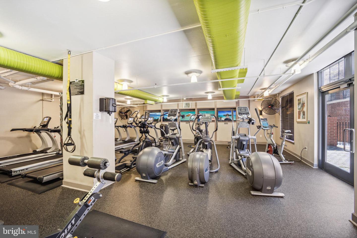 1021 N GARFIELD ST #404, ARLINGTON, Virginia 22201, 1 Bedroom Bedrooms, ,1 BathroomBathrooms,Residential,For sale,1021 N GARFIELD ST #404,VAAR2069384 MLS # VAAR2069384