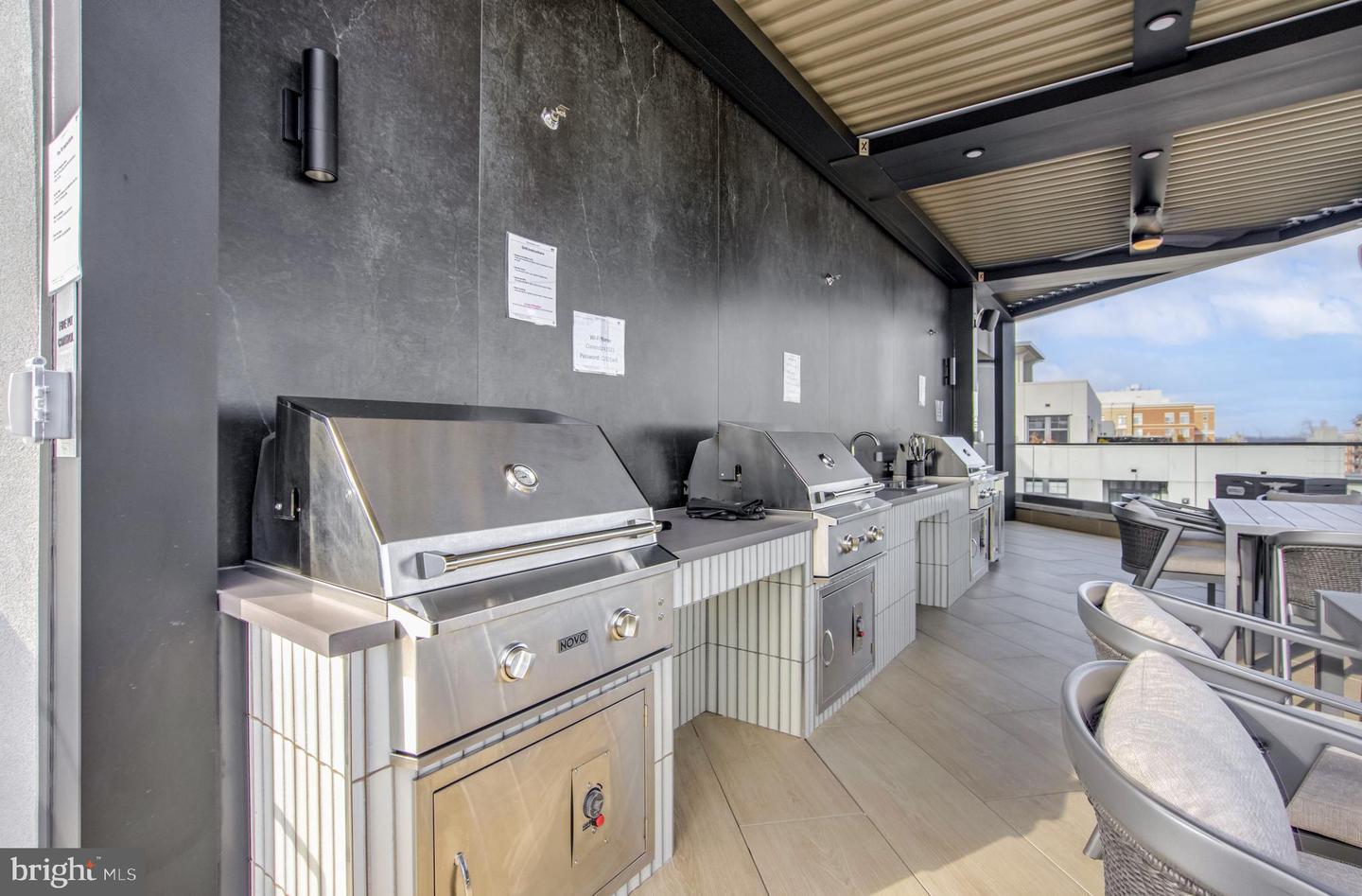 1021 N GARFIELD ST #404, ARLINGTON, Virginia 22201, 1 Bedroom Bedrooms, ,1 BathroomBathrooms,Residential,For sale,1021 N GARFIELD ST #404,VAAR2069384 MLS # VAAR2069384