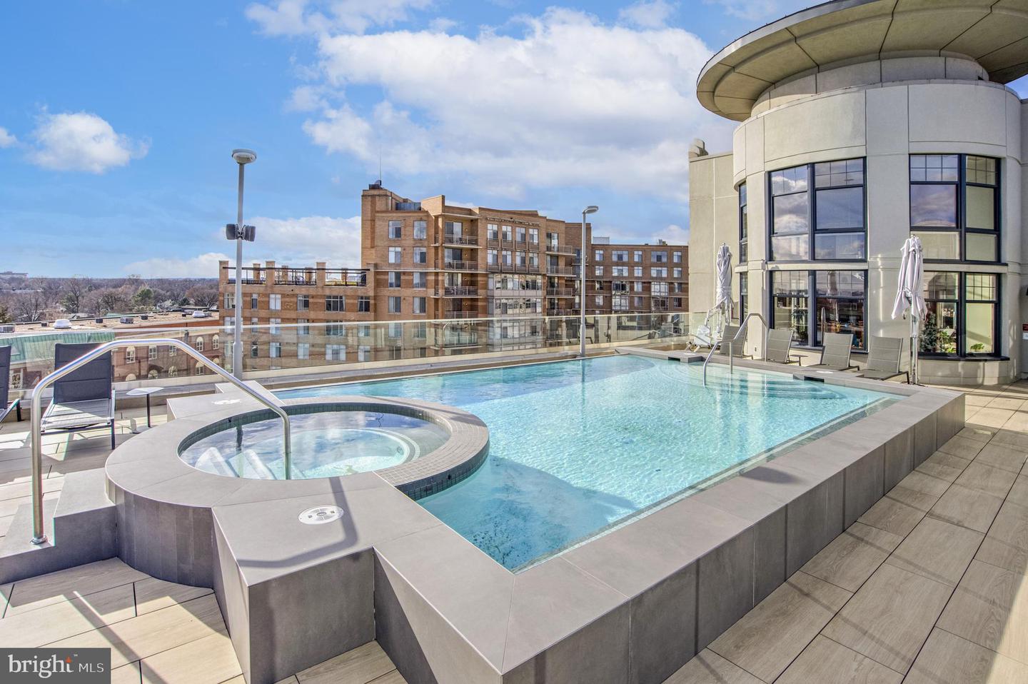 1021 N GARFIELD ST #404, ARLINGTON, Virginia 22201, 1 Bedroom Bedrooms, ,1 BathroomBathrooms,Residential,For sale,1021 N GARFIELD ST #404,VAAR2069384 MLS # VAAR2069384