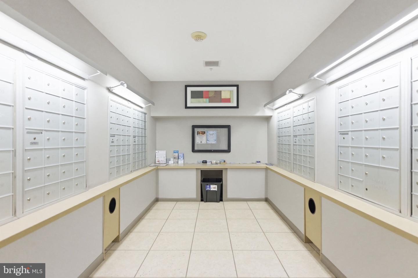 1021 N GARFIELD ST #404, ARLINGTON, Virginia 22201, 1 Bedroom Bedrooms, ,1 BathroomBathrooms,Residential,For sale,1021 N GARFIELD ST #404,VAAR2069384 MLS # VAAR2069384