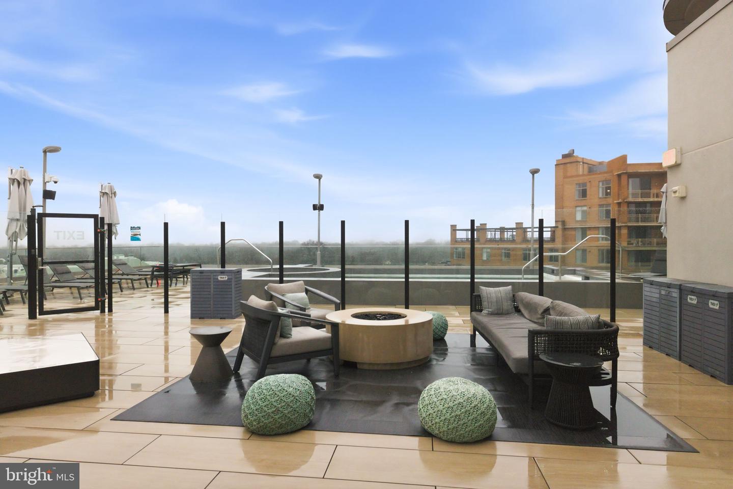 1021 N GARFIELD ST #404, ARLINGTON, Virginia 22201, 1 Bedroom Bedrooms, ,1 BathroomBathrooms,Residential,For sale,1021 N GARFIELD ST #404,VAAR2069384 MLS # VAAR2069384