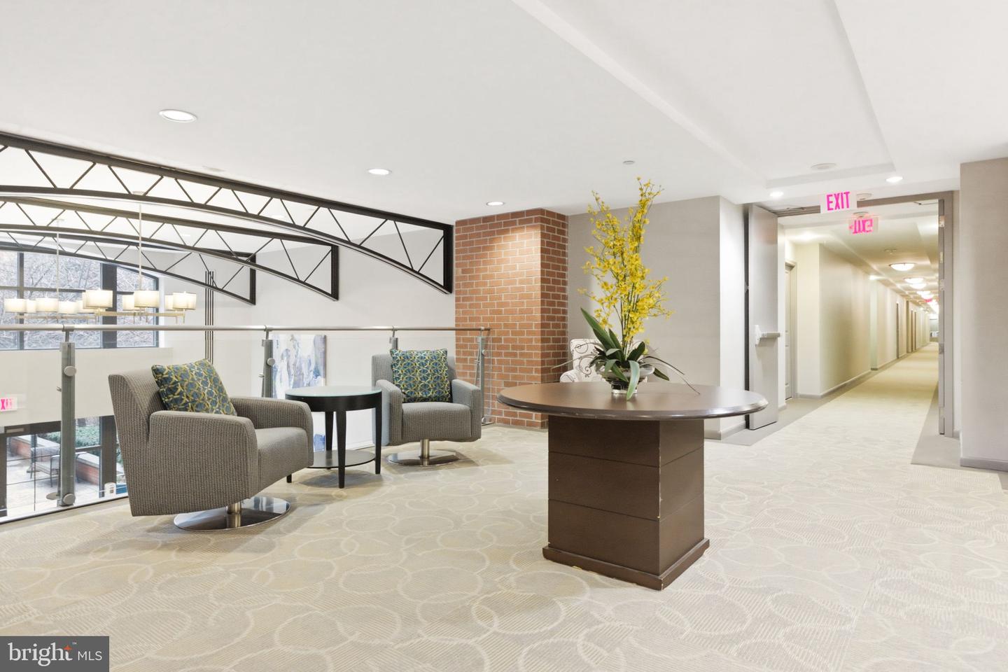 1021 N GARFIELD ST #404, ARLINGTON, Virginia 22201, 1 Bedroom Bedrooms, ,1 BathroomBathrooms,Residential,For sale,1021 N GARFIELD ST #404,VAAR2069384 MLS # VAAR2069384