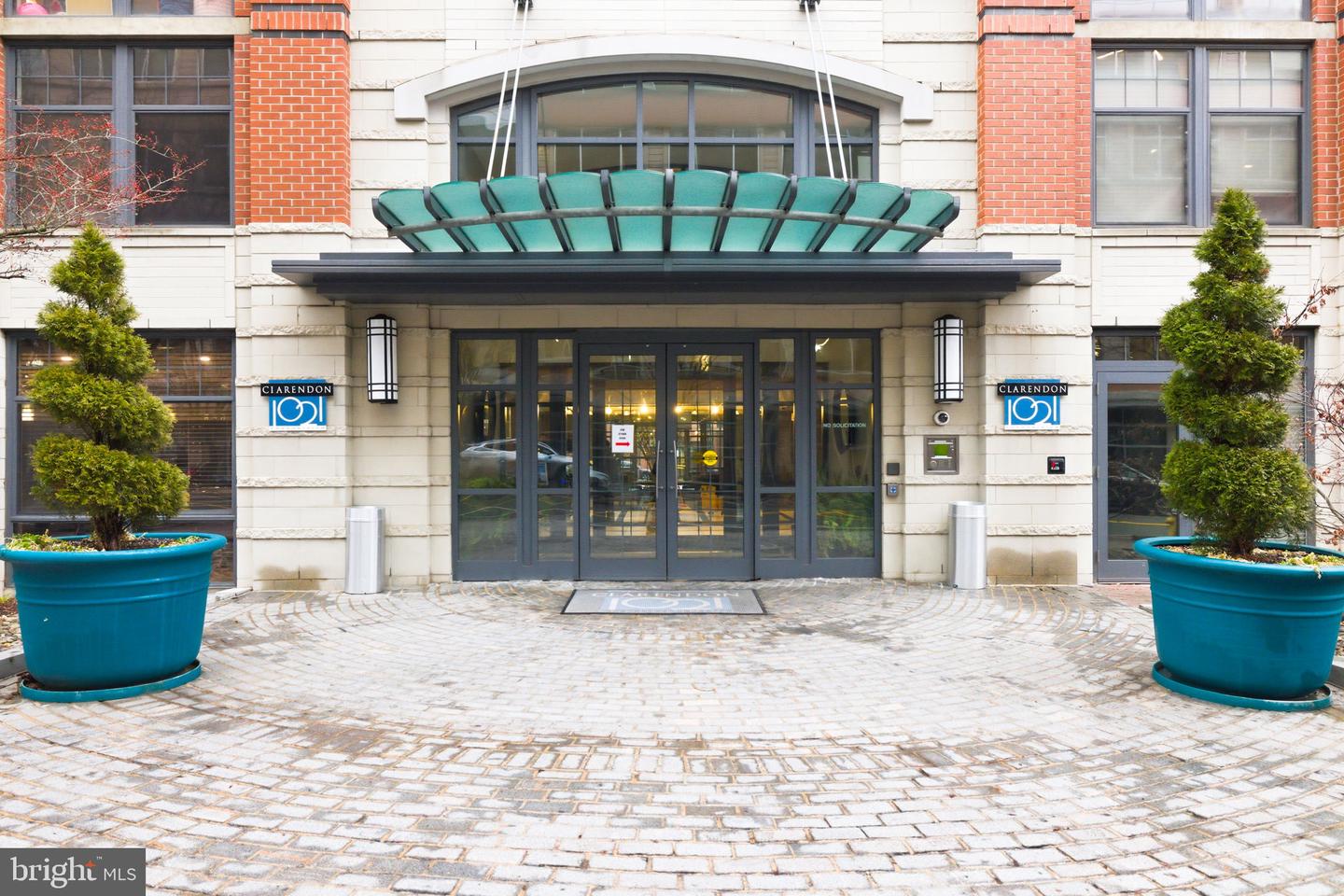 1021 N GARFIELD ST #404, ARLINGTON, Virginia 22201, 1 Bedroom Bedrooms, ,1 BathroomBathrooms,Residential,For sale,1021 N GARFIELD ST #404,VAAR2069384 MLS # VAAR2069384