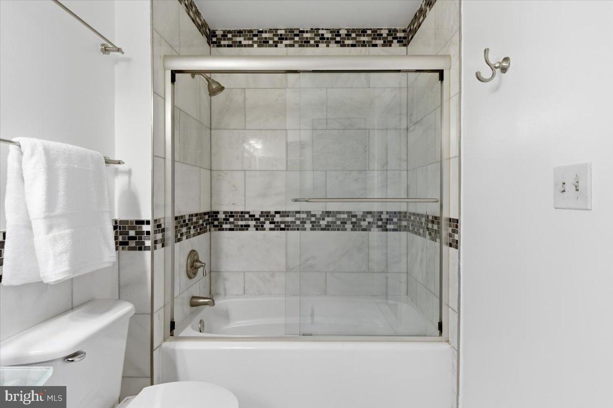 2001 12TH ST NW #406, WASHINGTON, District Of Columbia 20009, 2 Bedrooms Bedrooms, 4 Rooms Rooms,2 BathroomsBathrooms,Residential,For sale,2001 12TH ST NW #406,DCDC2248174 MLS # DCDC2248174 2001 12TH ST NW #406, WASHINGTON, District Of Columbia 20009, 2 Bedrooms Bedrooms, 4 Rooms Rooms,2 BathroomsBathrooms,Residential,For sale,2001 12TH ST NW #406,DCDC2248174 MLS # DCDC2248174