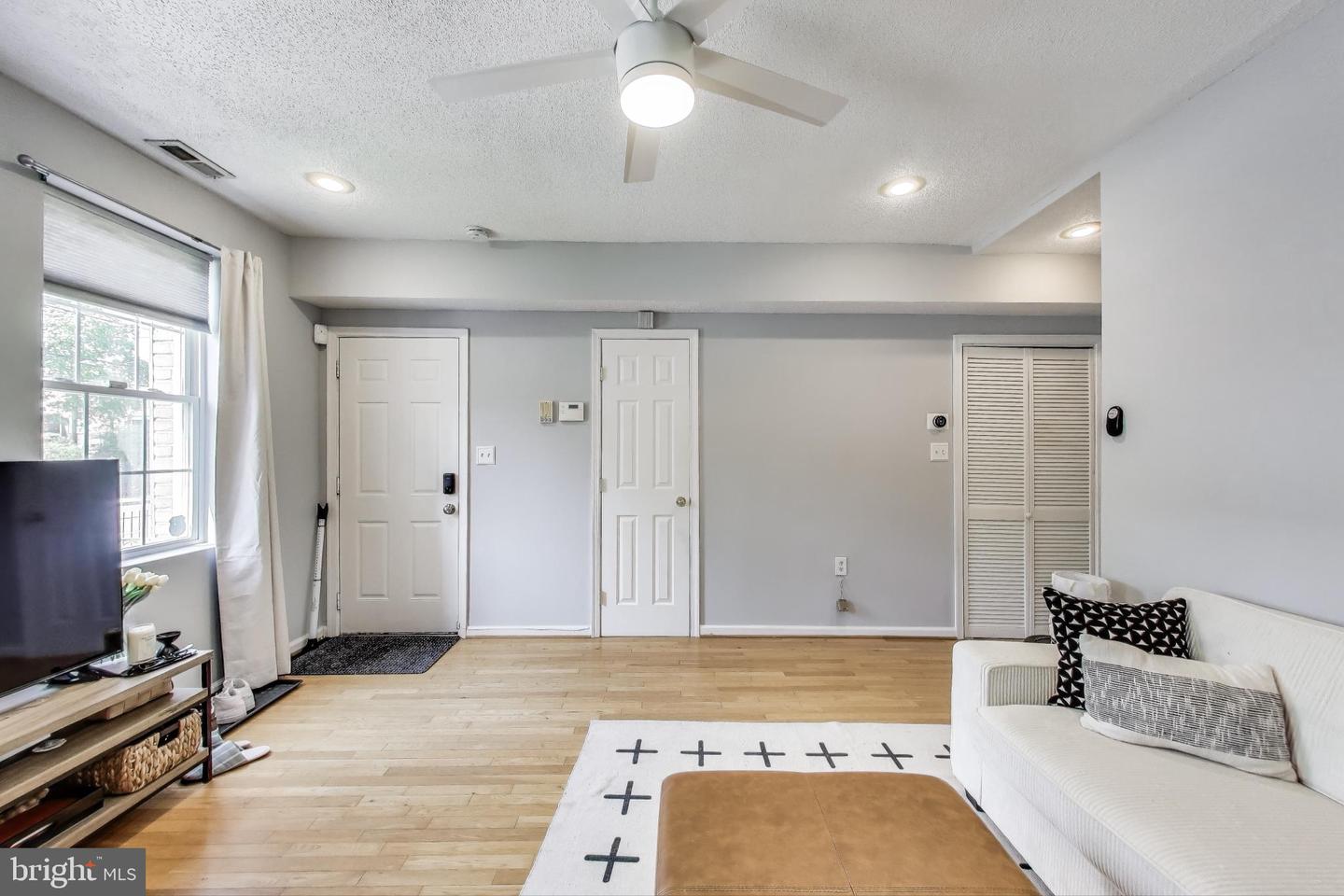 2817 7TH ST NE #2, WASHINGTON, District Of Columbia 20017, 2 Bedrooms Bedrooms, ,1 BathroomBathrooms,Residential,For sale,2817 7TH ST NE #2,DCDC2248176 MLS # DCDC2248176