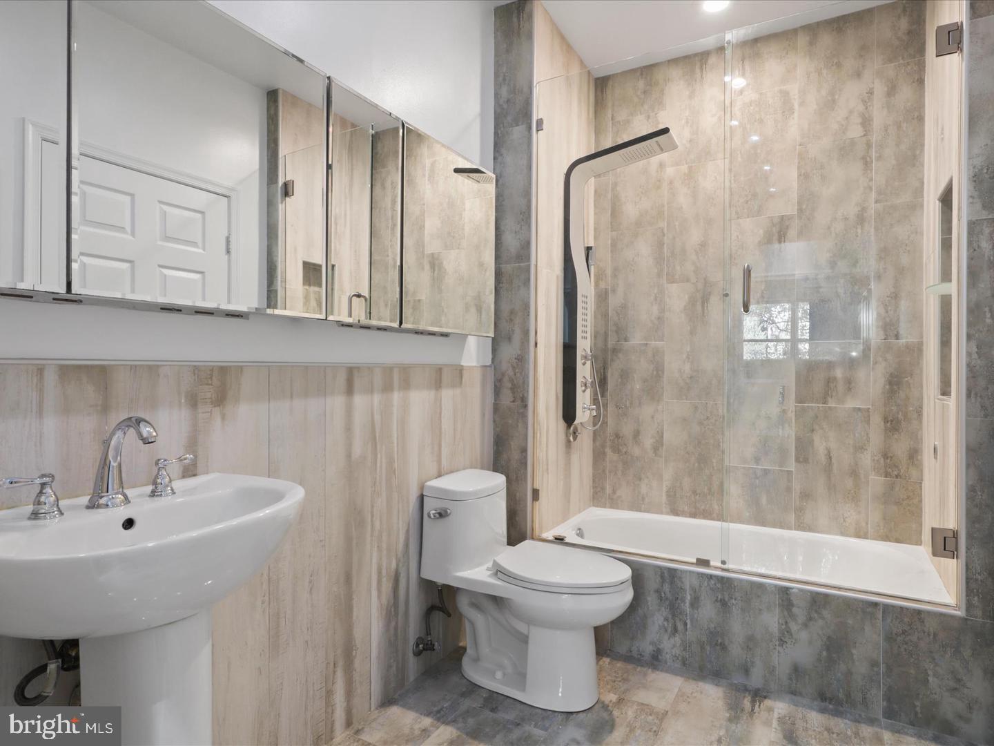 9480 VIRGINIA CENTER BLVD #134, VIENNA, Virginia 22181, 1 Bedroom Bedrooms, ,1 BathroomBathrooms,Residential,For sale,9480 VIRGINIA CENTER BLVD #134,VAFX2293216 MLS # VAFX2293216