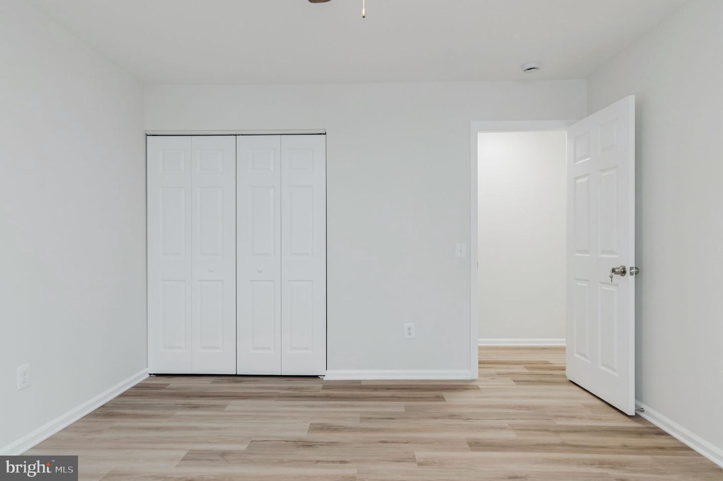 14816 MILLICENT CT, CENTREVILLE, Virginia 20120, 3 Bedrooms Bedrooms, ,3 BathroomsBathrooms,Residential,For sale,14816 MILLICENT CT,VAFX2293224 MLS # VAFX2293224