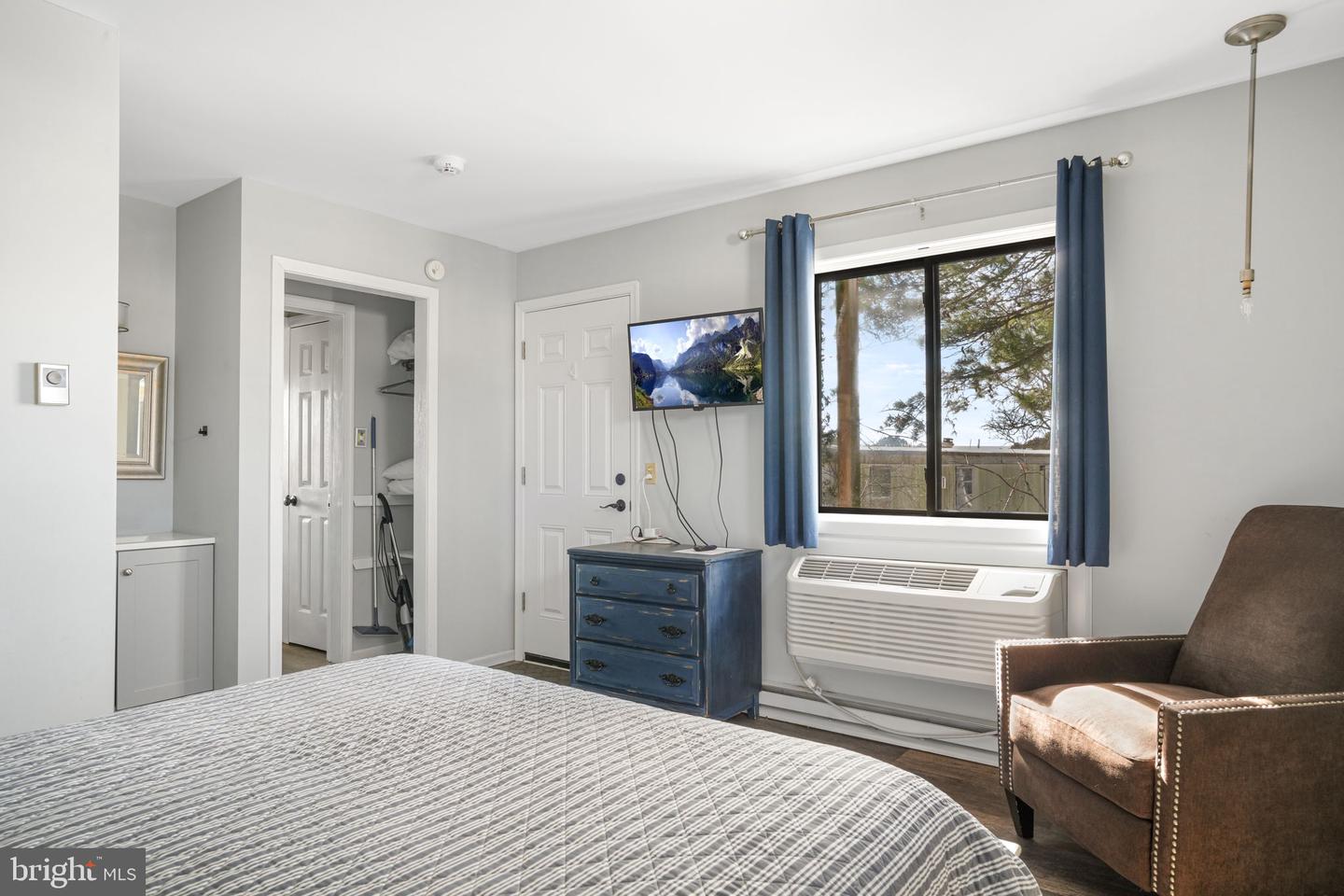 6570 COACHS LN #111, CHINCOTEAGUE ISLAND, Virginia 23336, 2 Bedrooms Bedrooms, ,2 BathroomsBathrooms,Residential,For sale,6570 COACHS LN #111,VAAC2002638 MLS # VAAC2002638