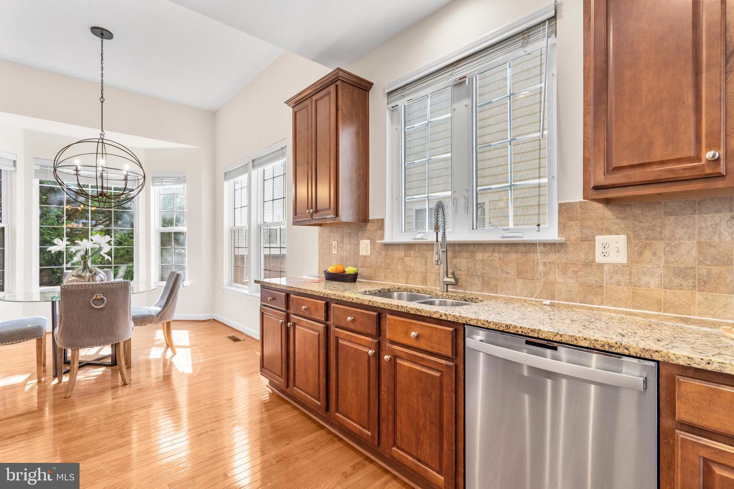 4509 RHETT LN, FAIRFAX, Virginia 22030, 4 Bedrooms Bedrooms, ,3 BathroomsBathrooms,Residential,For sale,4509 RHETT LN,VAFX2293256 MLS # VAFX2293256