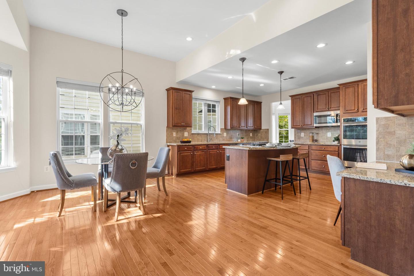 4509 RHETT LN, FAIRFAX, Virginia 22030, 4 Bedrooms Bedrooms, ,3 BathroomsBathrooms,Residential,For sale,4509 RHETT LN,VAFX2293256 MLS # VAFX2293256