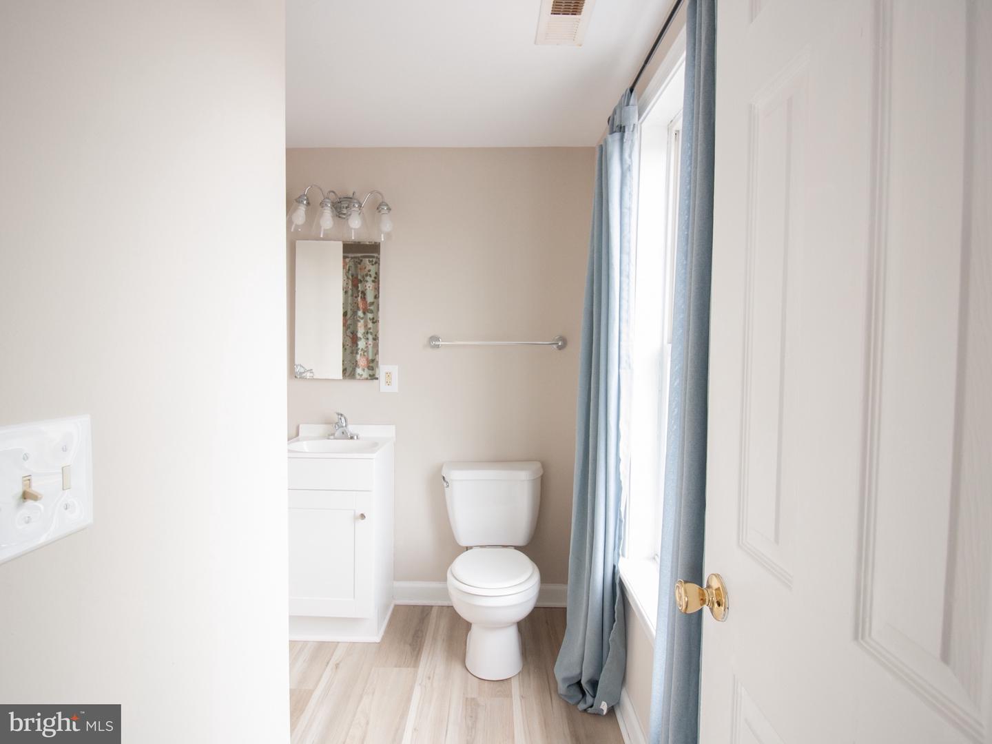 324 MINERAL AVE, MINERAL, Virginia 23117, 3 Bedrooms Bedrooms, ,2 BathroomsBathrooms,Residential,For sale,324 MINERAL AVE,VALA2009362 MLS # VALA2009362