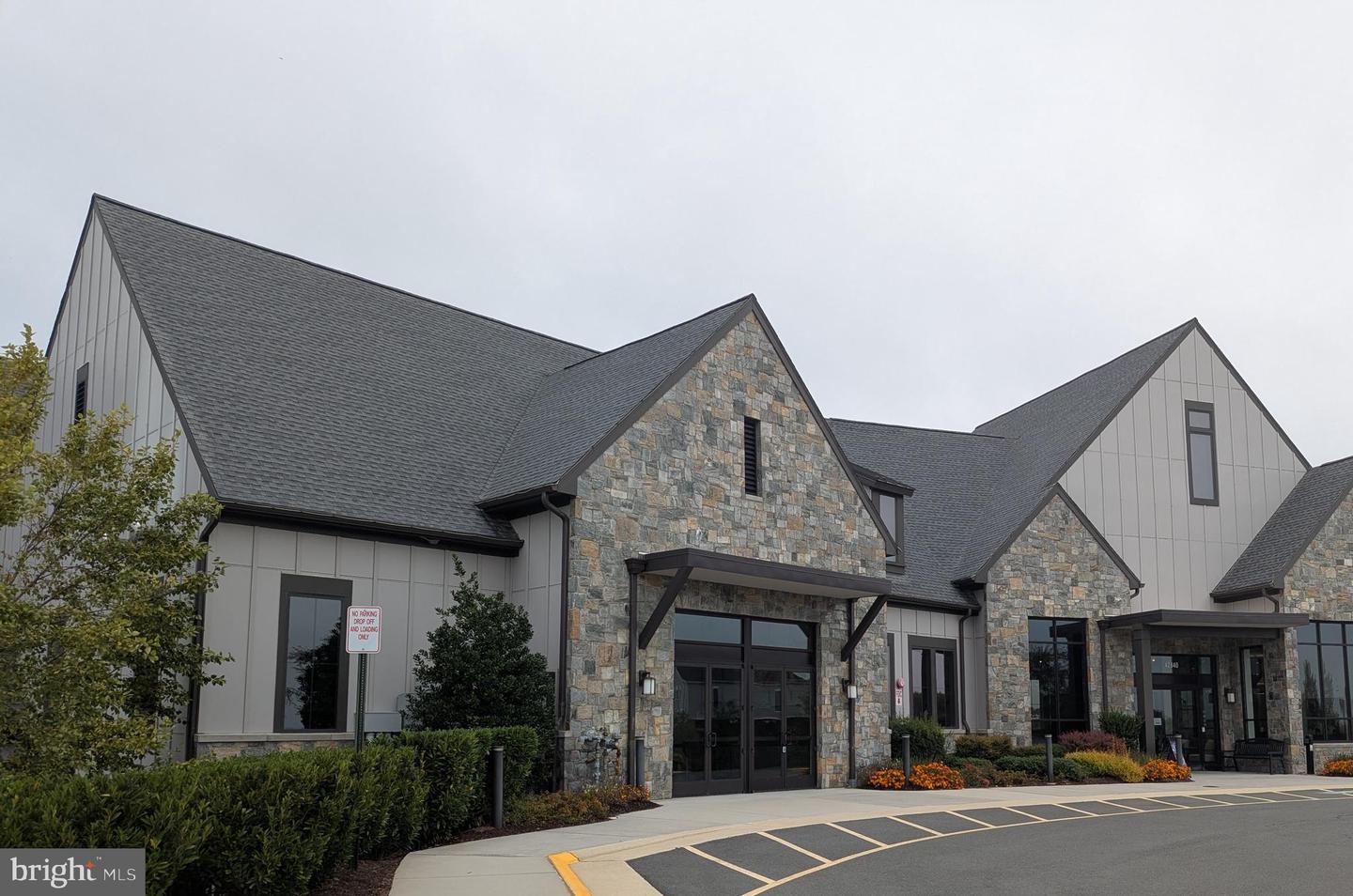 42881 LITTLEHALES TER, ASHBURN, Virginia 20148, 3 Bedrooms Bedrooms, ,2 BathroomsBathrooms,Residential,For sale,42881 LITTLEHALES TER,VALO2116950 MLS # VALO2116950