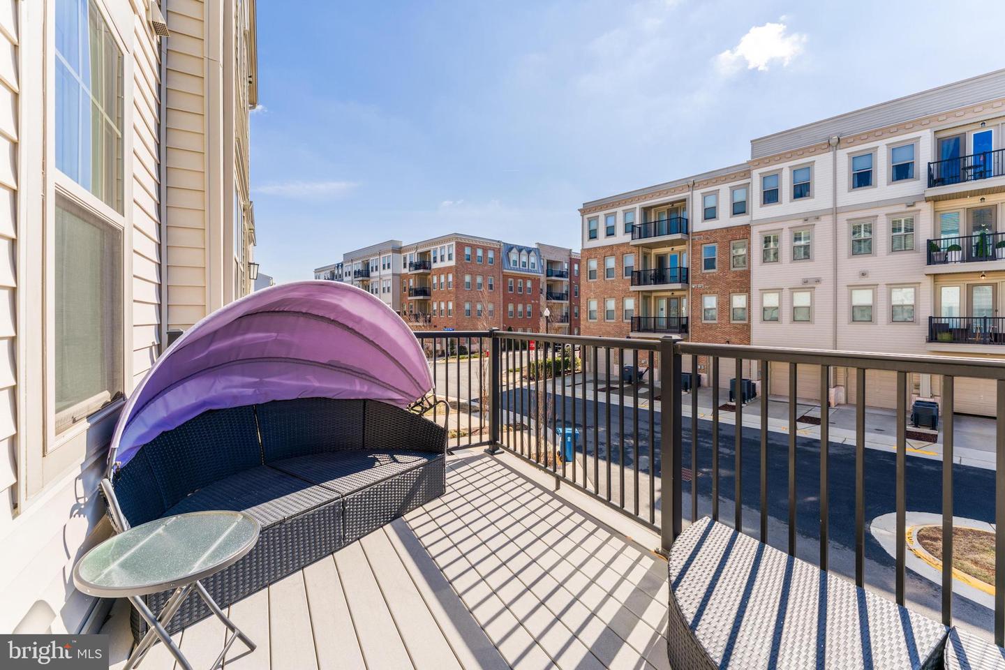 42881 LITTLEHALES TER, ASHBURN, Virginia 20148, 3 Bedrooms Bedrooms, ,2 BathroomsBathrooms,Residential,For sale,42881 LITTLEHALES TER,VALO2116950 MLS # VALO2116950