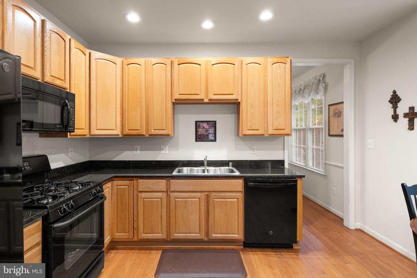 6116 PINEY GROVE WAY, GAINESVILLE, Virginia 20155, 4 Bedrooms Bedrooms, ,3 BathroomsBathrooms,Residential,For sale,6116 PINEY GROVE WAY,VAPW2113584 MLS # VAPW2113584