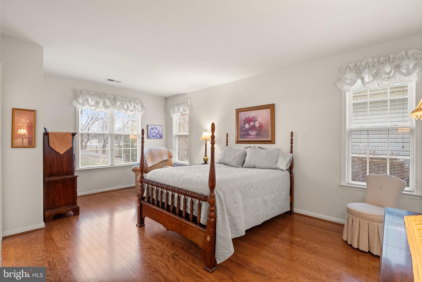 6116 PINEY GROVE WAY, GAINESVILLE, Virginia 20155, 4 Bedrooms Bedrooms, ,3 BathroomsBathrooms,Residential,For sale,6116 PINEY GROVE WAY,VAPW2113584 MLS # VAPW2113584