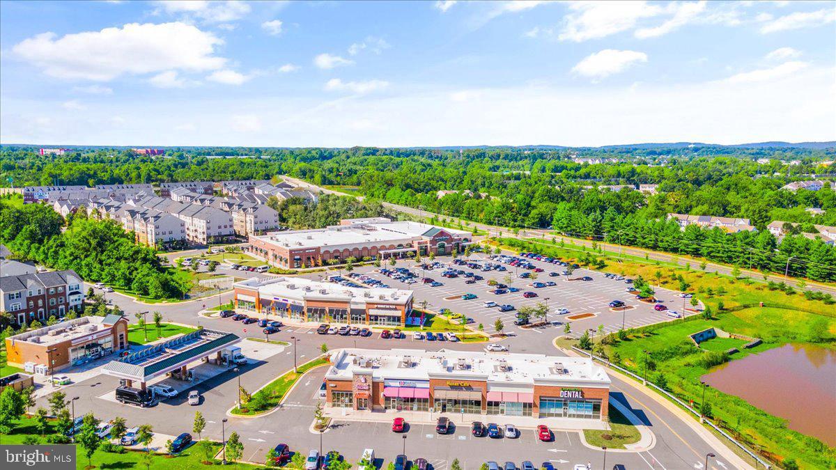 6116 PINEY GROVE WAY, GAINESVILLE, Virginia 20155, 4 Bedrooms Bedrooms, ,3 BathroomsBathrooms,Residential,For sale,6116 PINEY GROVE WAY,VAPW2113584 MLS # VAPW2113584