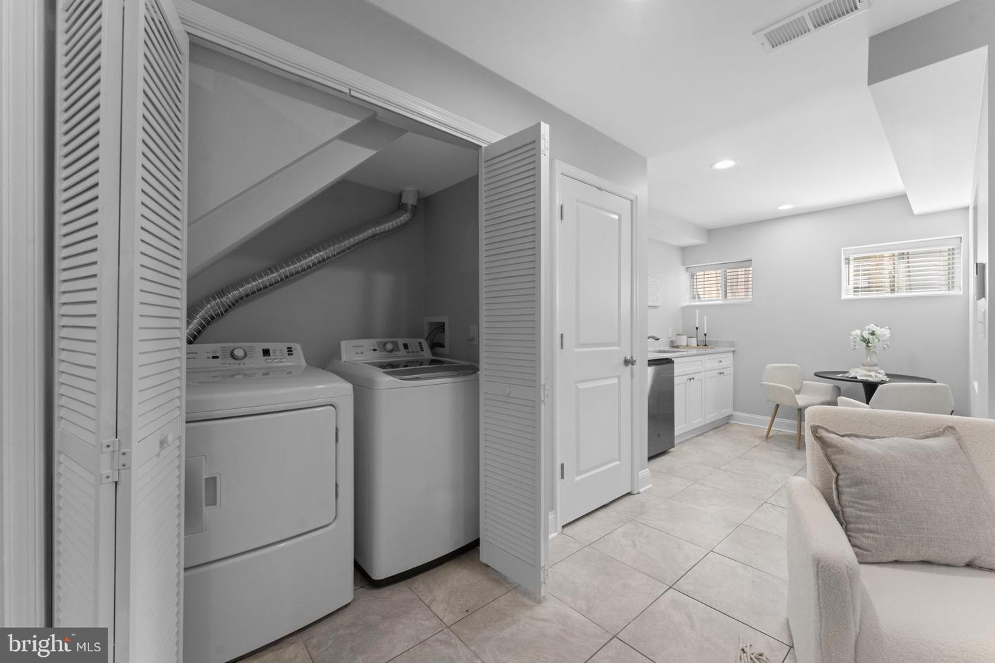 16 GALLATIN ST NW, WASHINGTON, District Of Columbia 20011, 4 Bedrooms Bedrooms, ,3 BathroomsBathrooms,Residential,For sale,16 GALLATIN ST NW,DCDC2248456 MLS # DCDC2248456