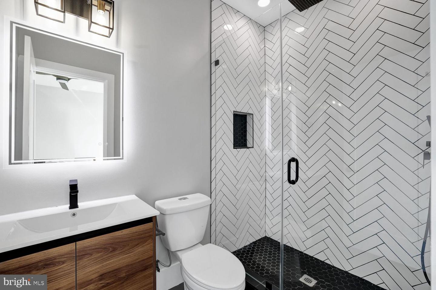 4012 GEORGIA AVE NW #402, WASHINGTON, District Of Columbia 20020, 3 Bedrooms Bedrooms, ,3 BathroomsBathrooms,Residential,For sale,4012 GEORGIA AVE NW #402,DCDC2248478 MLS # DCDC2248478 4012 GEORGIA AVE NW #402, WASHINGTON, District Of Columbia 20020, 3 Bedrooms Bedrooms, ,3 BathroomsBathrooms,Residential,For sale,4012 GEORGIA AVE NW #402,DCDC2248478 MLS # DCDC2248478