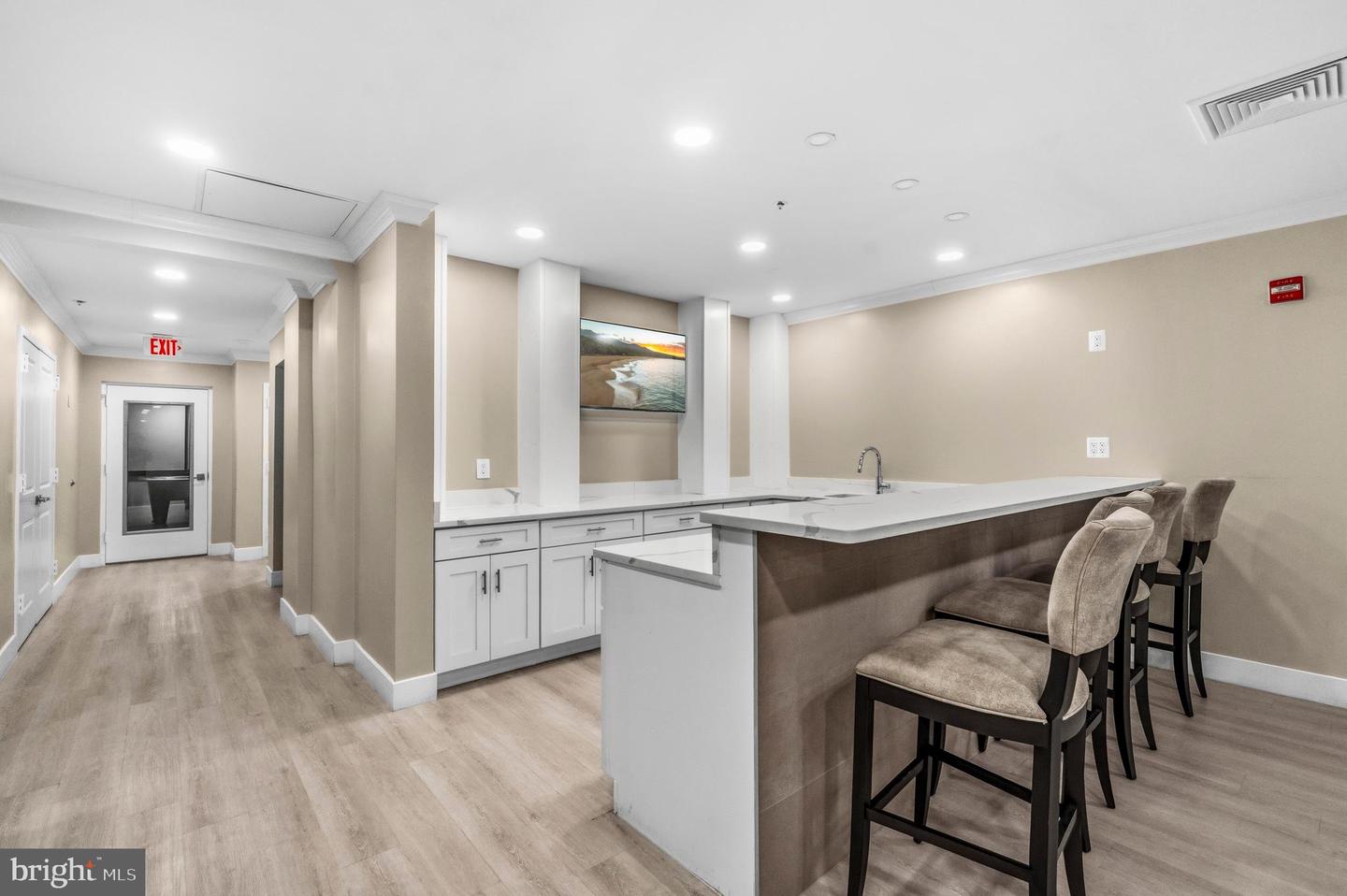 2230 GEORGE C MARSHALL DR #806, FALLS CHURCH, Virginia 22043, 2 Bedrooms Bedrooms, ,2 BathroomsBathrooms,Residential,For sale,2230 GEORGE C MARSHALL DR #806,VAFX2293330 MLS # VAFX2293330