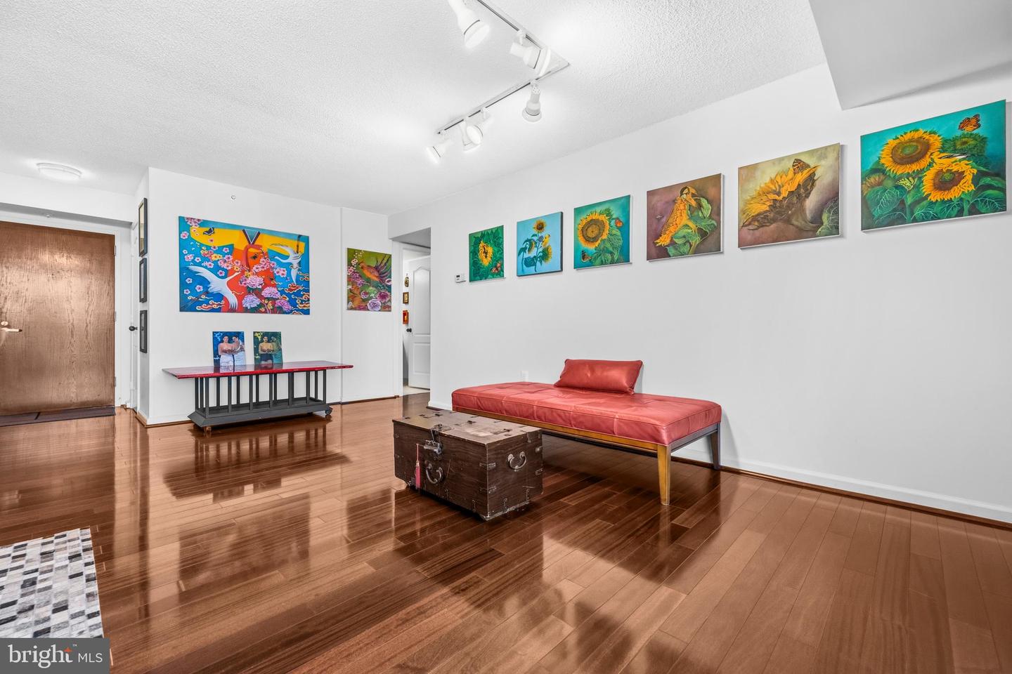 2230 GEORGE C MARSHALL DR #806, FALLS CHURCH, Virginia 22043, 2 Bedrooms Bedrooms, ,2 BathroomsBathrooms,Residential,For sale,2230 GEORGE C MARSHALL DR #806,VAFX2293330 MLS # VAFX2293330