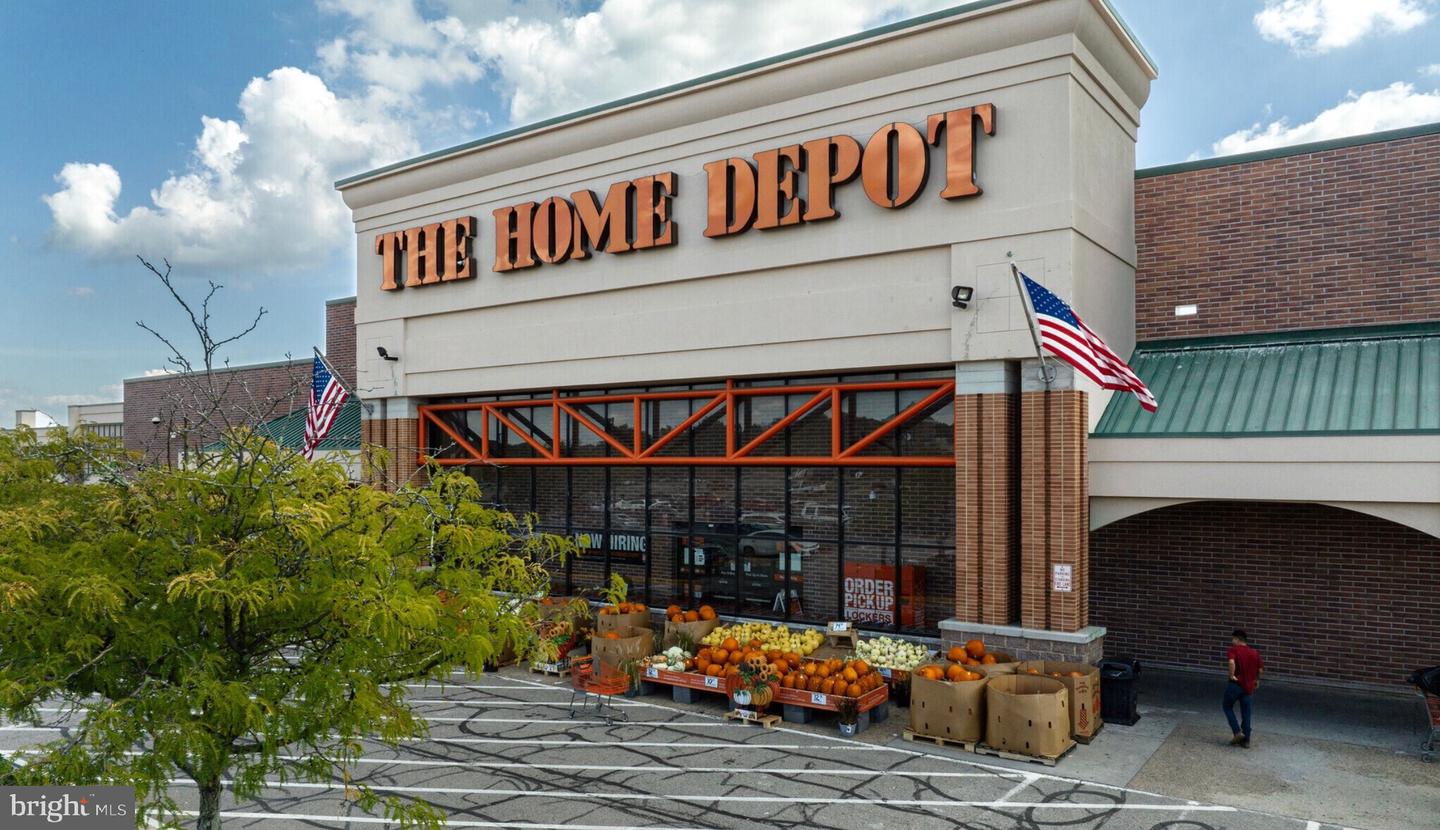 15522 JOHN DISKIN CIR, WOODBRIDGE, Virginia 22191, 3 Bedrooms Bedrooms, ,2 BathroomsBathrooms,Residential,For sale,15522 JOHN DISKIN CIR,VAPW2113504 MLS # VAPW2113504