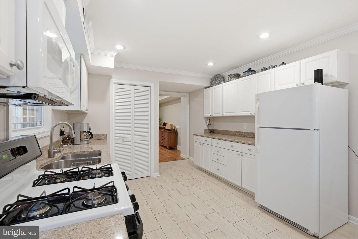 2261 12TH ST NW, WASHINGTON, District Of Columbia 20009, 3 Bedrooms Bedrooms, 6 Rooms Rooms,2 BathroomsBathrooms,Residential,For sale,2261 12TH ST NW,DCDC2248276 MLS # DCDC2248276