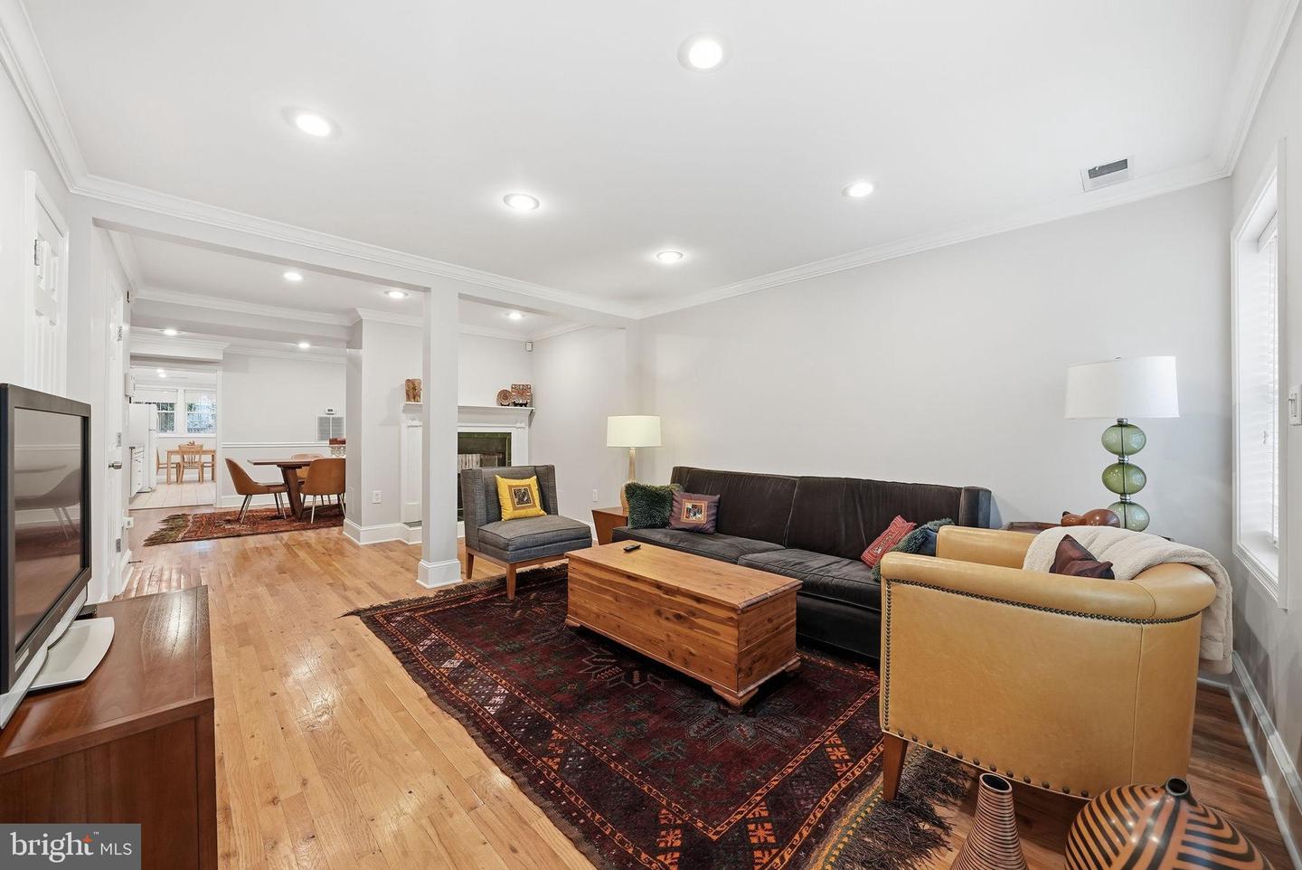 2261 12TH ST NW, WASHINGTON, District Of Columbia 20009, 3 Bedrooms Bedrooms, 6 Rooms Rooms,2 BathroomsBathrooms,Residential,For sale,2261 12TH ST NW,DCDC2248276 MLS # DCDC2248276