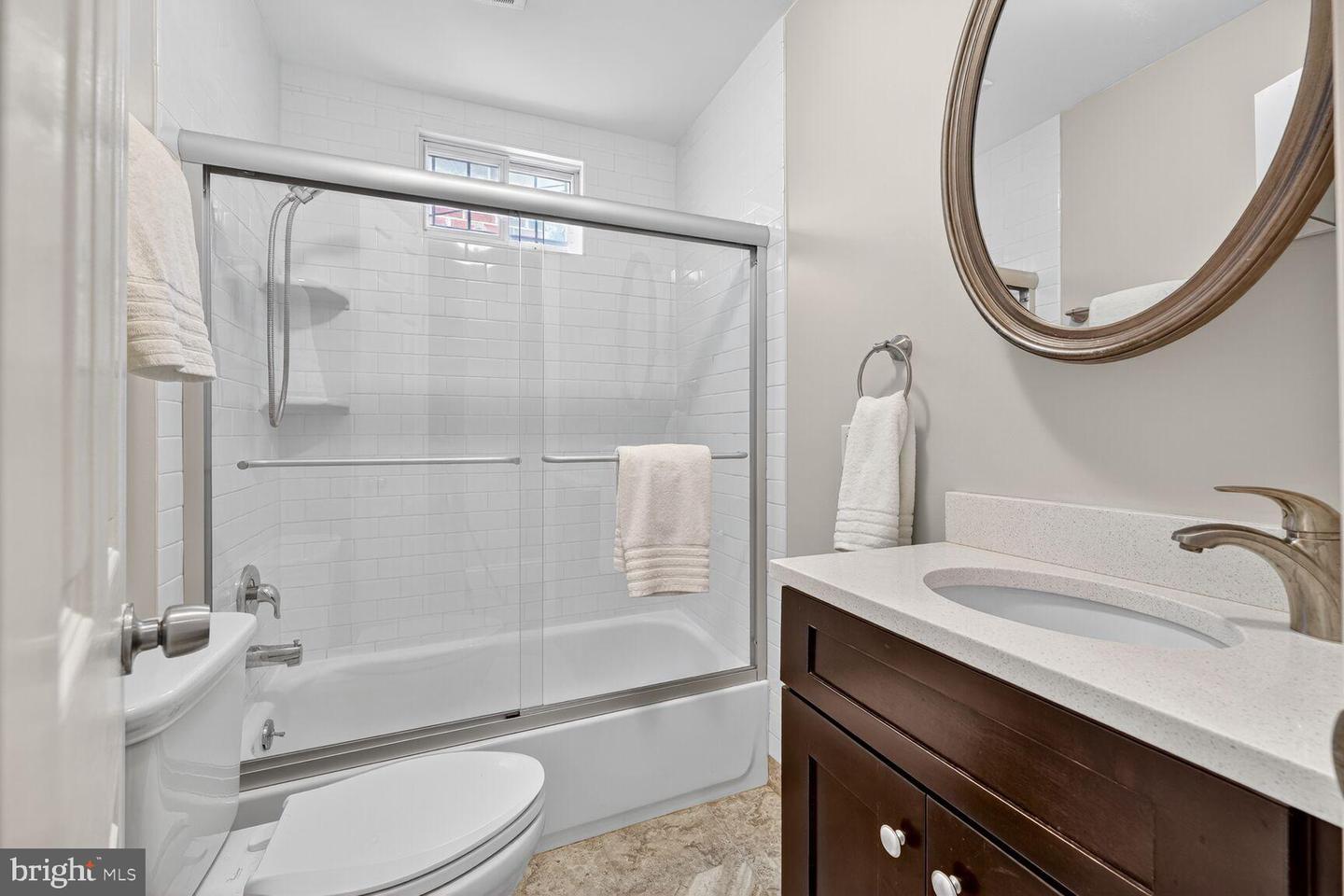 2261 12TH ST NW, WASHINGTON, District Of Columbia 20009, 3 Bedrooms Bedrooms, 6 Rooms Rooms,2 BathroomsBathrooms,Residential,For sale,2261 12TH ST NW,DCDC2248276 MLS # DCDC2248276