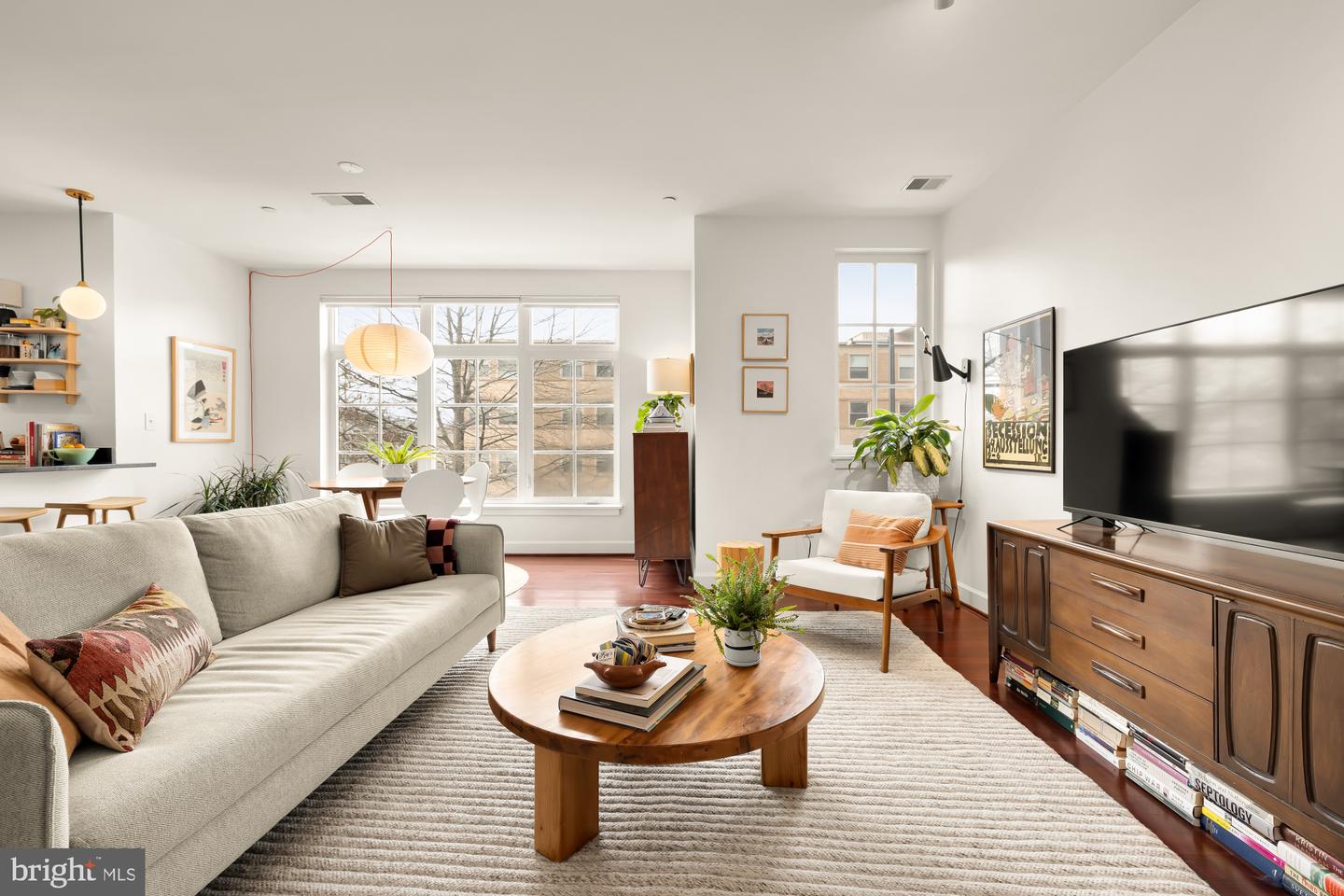 150 V ST NW #V204, WASHINGTON, District Of Columbia 20001, 2 Bedrooms Bedrooms, ,2 BathroomsBathrooms,Residential,For sale,150 V ST NW #V204,DCDC2248308 MLS # DCDC2248308