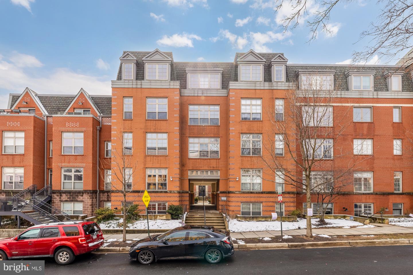 150 V ST NW #V204, WASHINGTON, District Of Columbia 20001, 2 Bedrooms Bedrooms, ,2 BathroomsBathrooms,Residential,For sale,150 V ST NW #V204,DCDC2248308 MLS # DCDC2248308