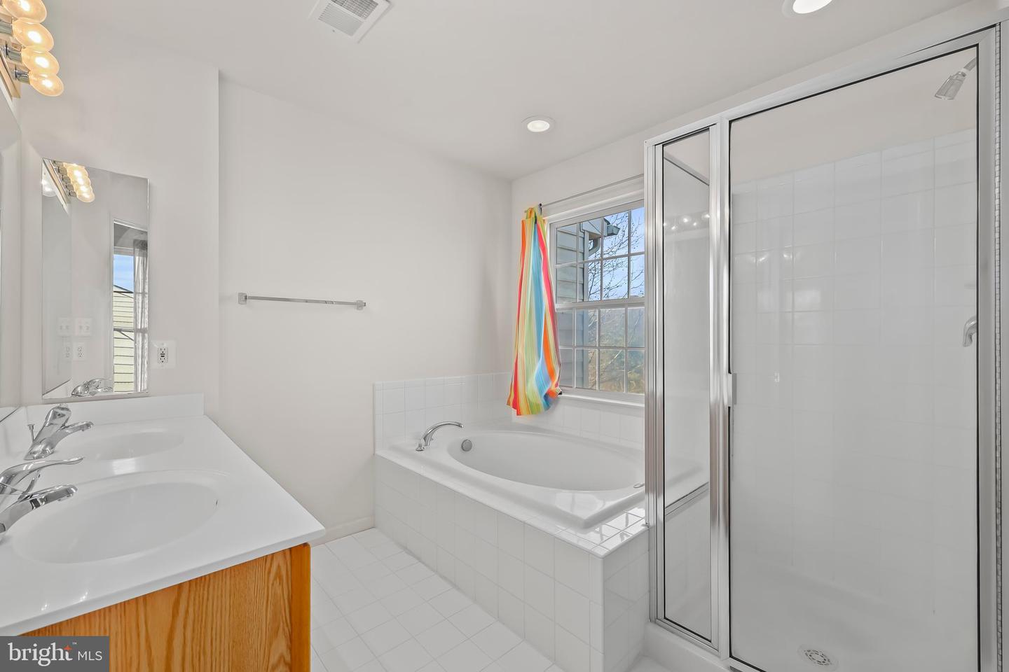 8079 HORSESHOE COTTAGE CIR, LORTON, Virginia 22079, 3 Bedrooms Bedrooms, ,2 BathroomsBathrooms,Residential,For sale,8079 HORSESHOE COTTAGE CIR,VAFX2293294 MLS # VAFX2293294