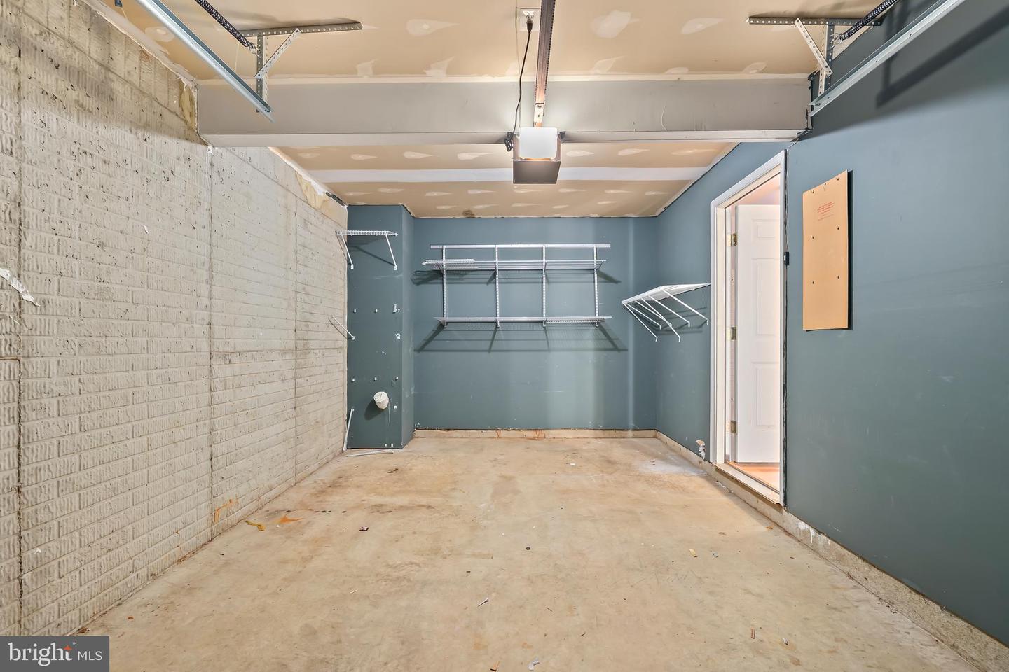 8079 HORSESHOE COTTAGE CIR, LORTON, Virginia 22079, 3 Bedrooms Bedrooms, ,2 BathroomsBathrooms,Residential,For sale,8079 HORSESHOE COTTAGE CIR,VAFX2293294 MLS # VAFX2293294