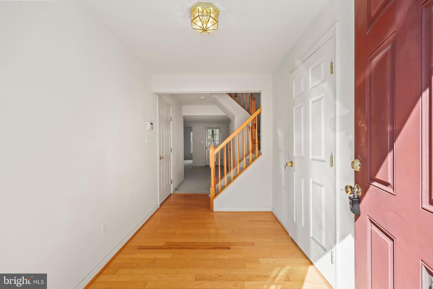 8079 HORSESHOE COTTAGE CIR, LORTON, Virginia 22079, 3 Bedrooms Bedrooms, ,2 BathroomsBathrooms,Residential,For sale,8079 HORSESHOE COTTAGE CIR,VAFX2293294 MLS # VAFX2293294