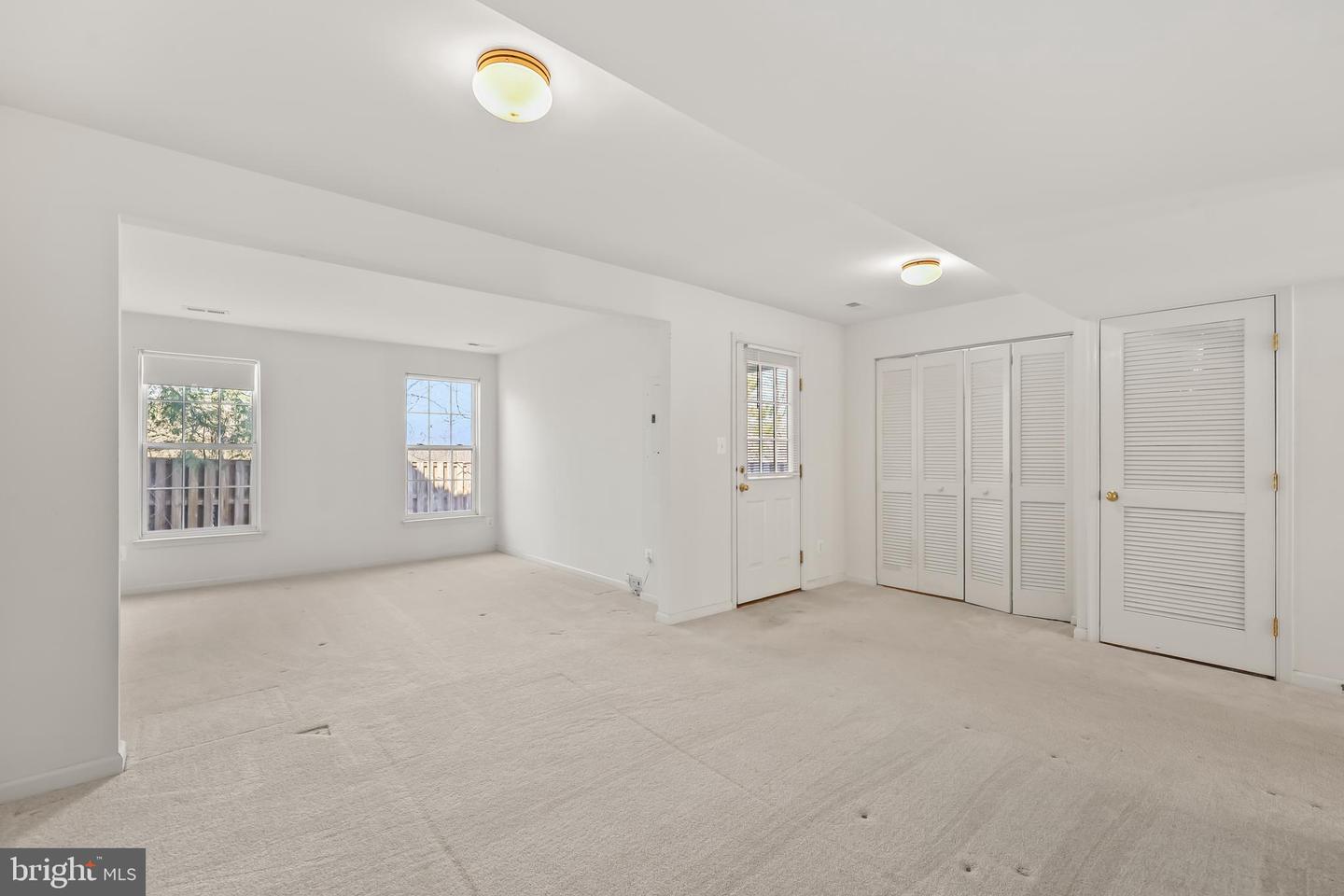 8079 HORSESHOE COTTAGE CIR, LORTON, Virginia 22079, 3 Bedrooms Bedrooms, ,2 BathroomsBathrooms,Residential,For sale,8079 HORSESHOE COTTAGE CIR,VAFX2293294 MLS # VAFX2293294