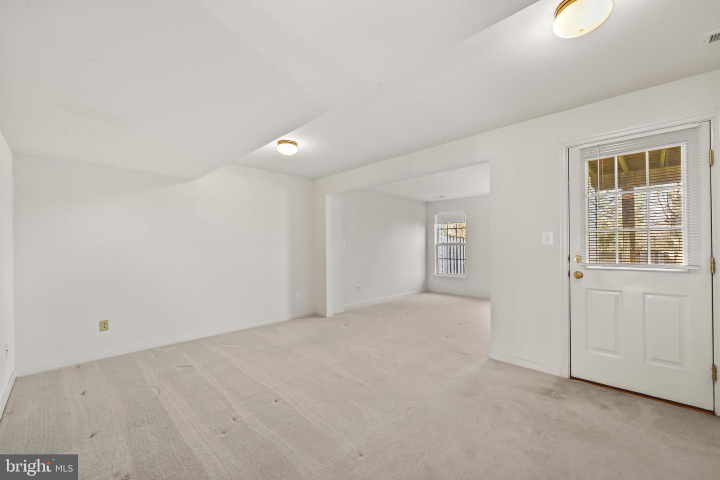 8079 HORSESHOE COTTAGE CIR, LORTON, Virginia 22079, 3 Bedrooms Bedrooms, ,2 BathroomsBathrooms,Residential,For sale,8079 HORSESHOE COTTAGE CIR,VAFX2293294 MLS # VAFX2293294