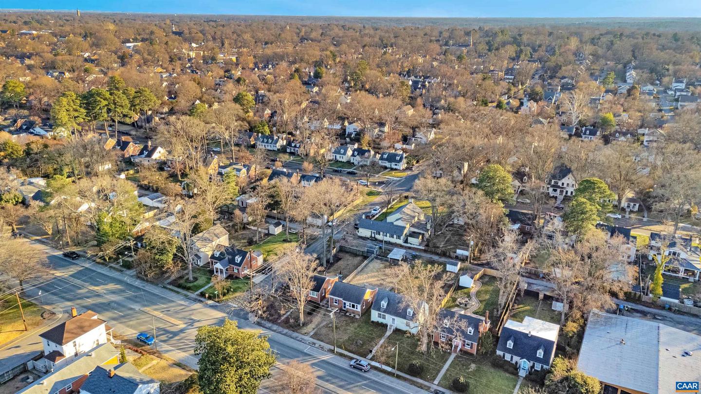 4803 PATTERSON AVE, RICHMOND, Virginia 23226, 2 Bedrooms Bedrooms, ,1 BathroomBathrooms,Residential,For sale,4803 PATTERSON AVE,673819 MLS # 673819