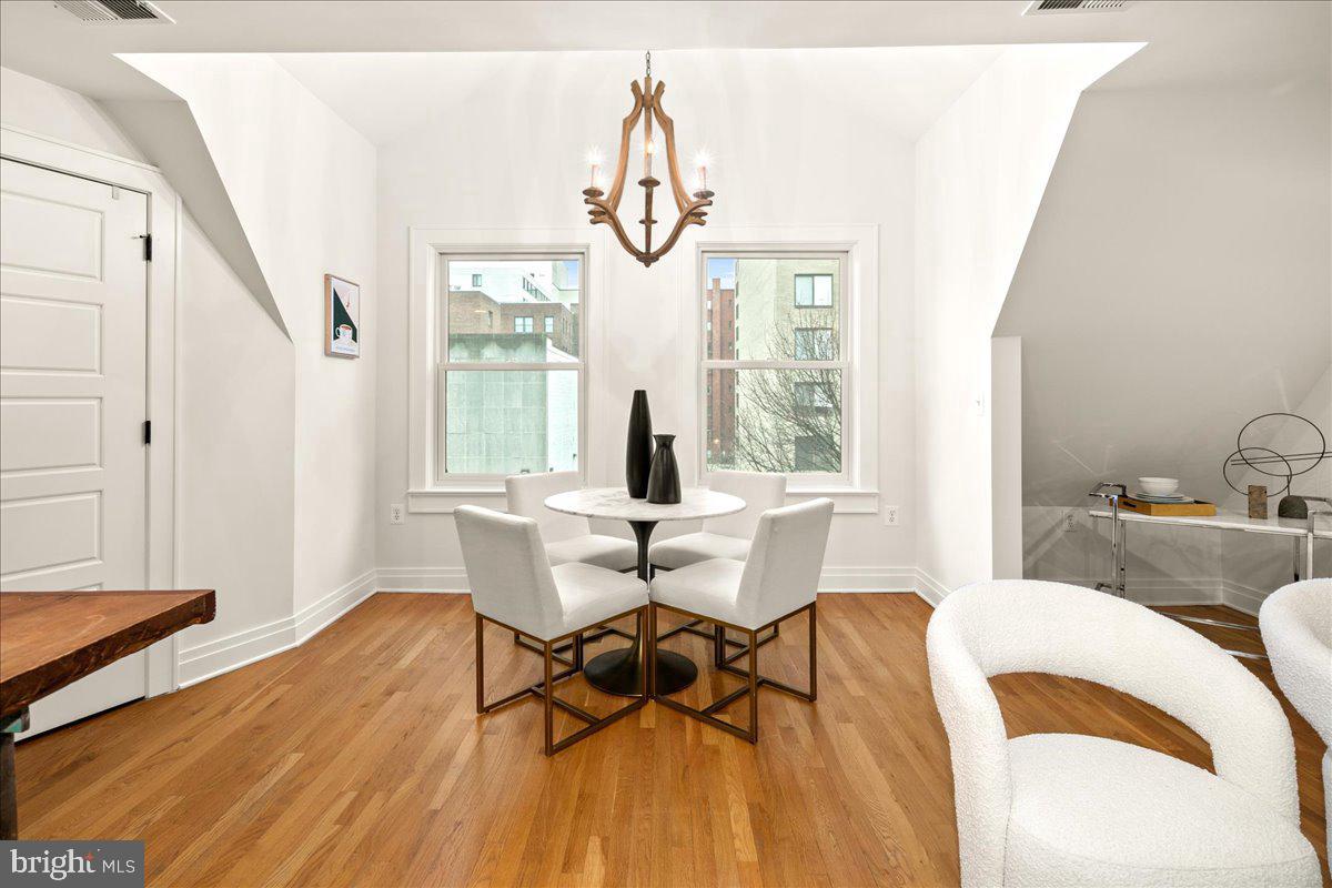 1109 M ST NW #11, WASHINGTON, District Of Columbia 20005, 2 Bedrooms Bedrooms, ,2 BathroomsBathrooms,Residential,For sale,1109 M ST NW #11,DCDC2248216 MLS # DCDC2248216